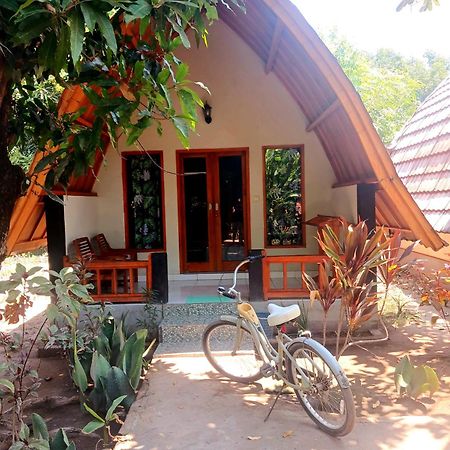 Florine'S Garden Hotel Gili Islands Exterior photo