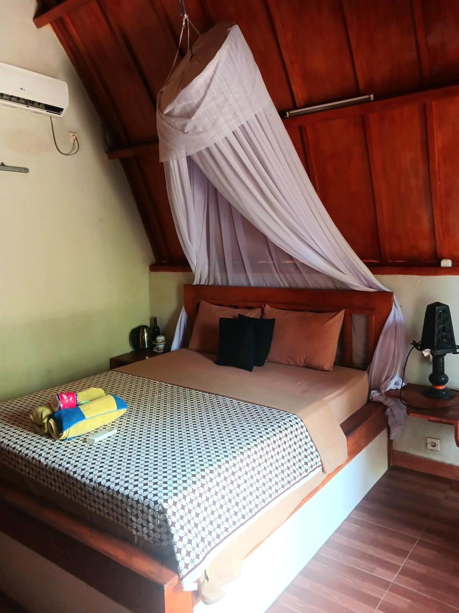 Florine'S Garden Hotel Gili Islands Exterior photo